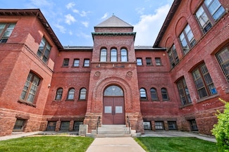 31 Elizabeth St Unit 103, Worcester, MA 01605