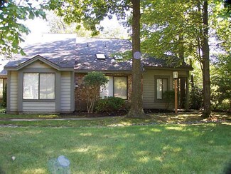 1915 S Ridge Ct, Hidden Valley, PA 15502