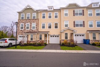 102 Matutina Rd, Monroe Township, NJ 08831