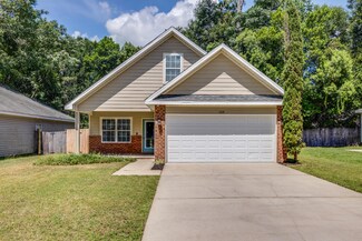 158 Dixie St, Crestview, FL 32536