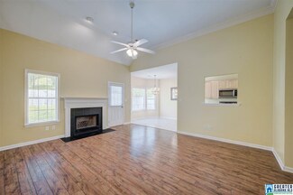 614 Cottage Dr, Mount Olive, AL 35117