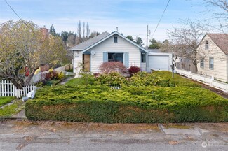2126 Warner St, Bremerton, WA 98310