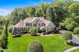 162 Forest Haven Ct, Freehold, NJ 07728