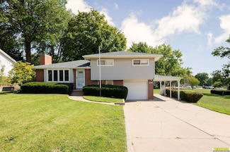 126 Steinhart Park Rd, Nebraska City, NE 68410