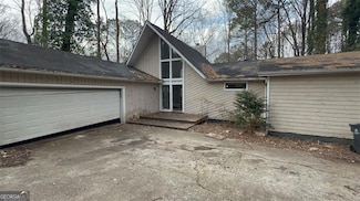 95 Lake Top Ct, Roswell, GA 30076
