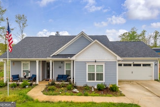 284 N Point Cir, Hartwell, GA 30643