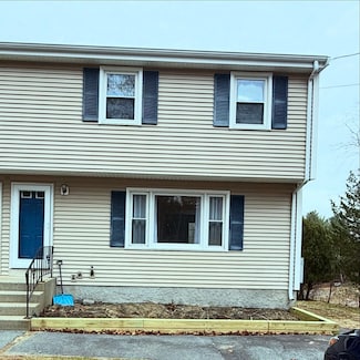 391 Caswell St Unit 2, East Taunton, MA 02718