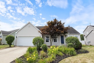 2498 Nature View Dr, Warsaw, IN 46582
