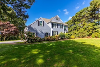 24 Longshank Cir, East Falmouth, MA 02536