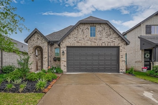 213 Trapper Creek Dr, Conroe, TX 77304