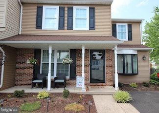 26 Steeplechase Cir, Horsham, PA 19044