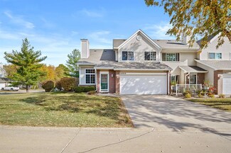 4400 104th St Unit 8, Urbandale, IA 50322