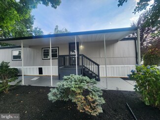 222 Harrison Ave, Monroe, NJ 08094