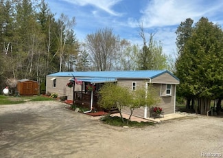 2999 Copeland Rd, Port Austin, MI 48467