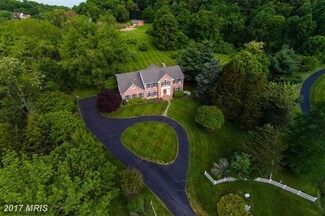 6500 Megills Ct, Clifton, VA 20124