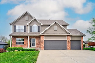 8812 NE 101st St, Kansas City, MO 64157