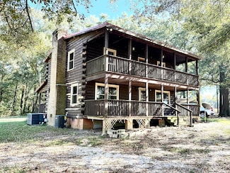 166 Alphin Ln, Warsaw, NC 28398