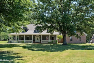 3500 Lake Grove Dr, Hernando, MS 38632