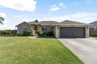 20901 E 40th Place S, Broken Arrow, OK 74014