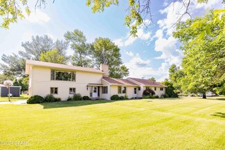 320 Eastern Ave, Gilby, ND 58235