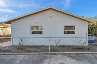 1115 14th Ave NW, Largo, FL 33770