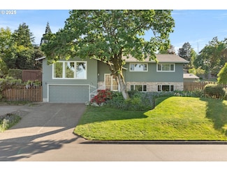 14501 SE Vista Ln, Milwaukie, OR 97267