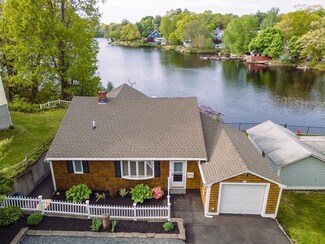 48 Morningside Path, East Weymouth, MA 02189