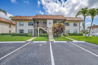 7226 Golf Colony 201 Ct, Lake Worth, FL 33467