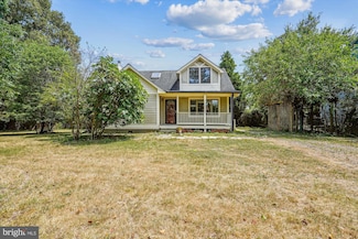6169 Howells Rd, Alexandria, VA 22310