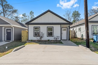 846 Omeara, Montgomery, TX 77316
