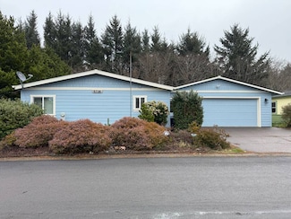 5738 NE Evergreen Ln Unit 14, Newport, OR 97365