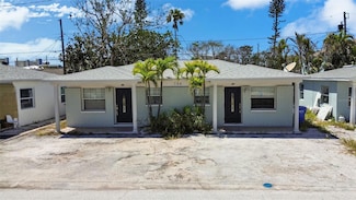 154 147th Ave E, Madeira Beach, FL 33708