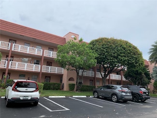 9621 Sunrise Lakes Blvd Unit 211, Sunrise, FL 33322
