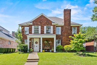 8722 Bayshore Ln, Rowlett, TX 75088