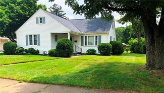 132 W 23rd St, Dover, OH 44622