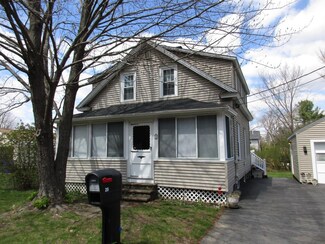 20 Laurel St, Manchester, NH 03102
