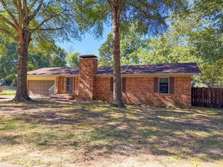 413 N Fairbanks Ave, Russellville, AR 72801