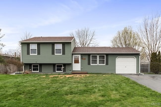 7788 Patchmark Ln, Cicero, NY 13039