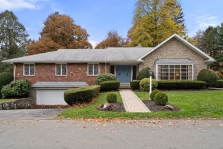 23 Lawndale Rd, Stoneham, MA 02180