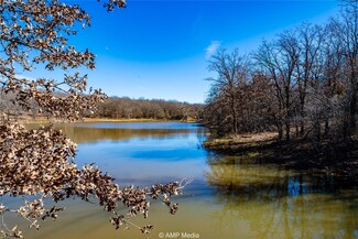 1992 Sand Flat Rd, Jacksboro, TX 76458