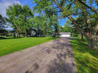 1143 N Quentin Rd, Palatine, IL 60067
