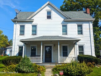 104 N Allen St, Catskill, NY 12414