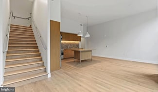 10511 Strathmore Hall St Unit 2B-3B-705, North Bethesda, MD 20852