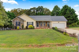 4675 Powder Horne Ln, Conover, NC 28613