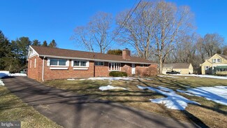 913 River Rd, Upper Black Eddy, PA 18972