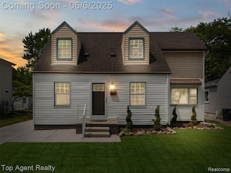 1703 N Blair Ave, Royal Oak, MI 48067