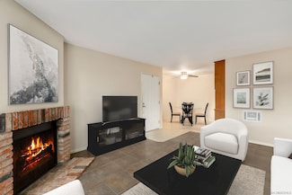 1760 S El Camino Real Unit 104, Encinitas, CA 92024