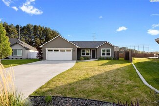 3110 Lapis Ln, Pasco, WA 99301