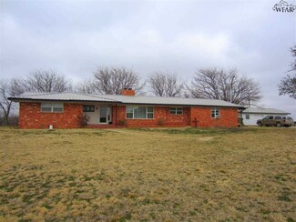 127 Conrady Rd, Windthorst, TX 76389