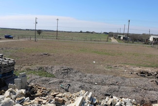 1700 Williamson Rd, Lockhart, TX 78644